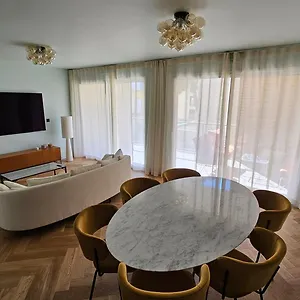 Superbe Idealement Situe , Aix-en-Provence France